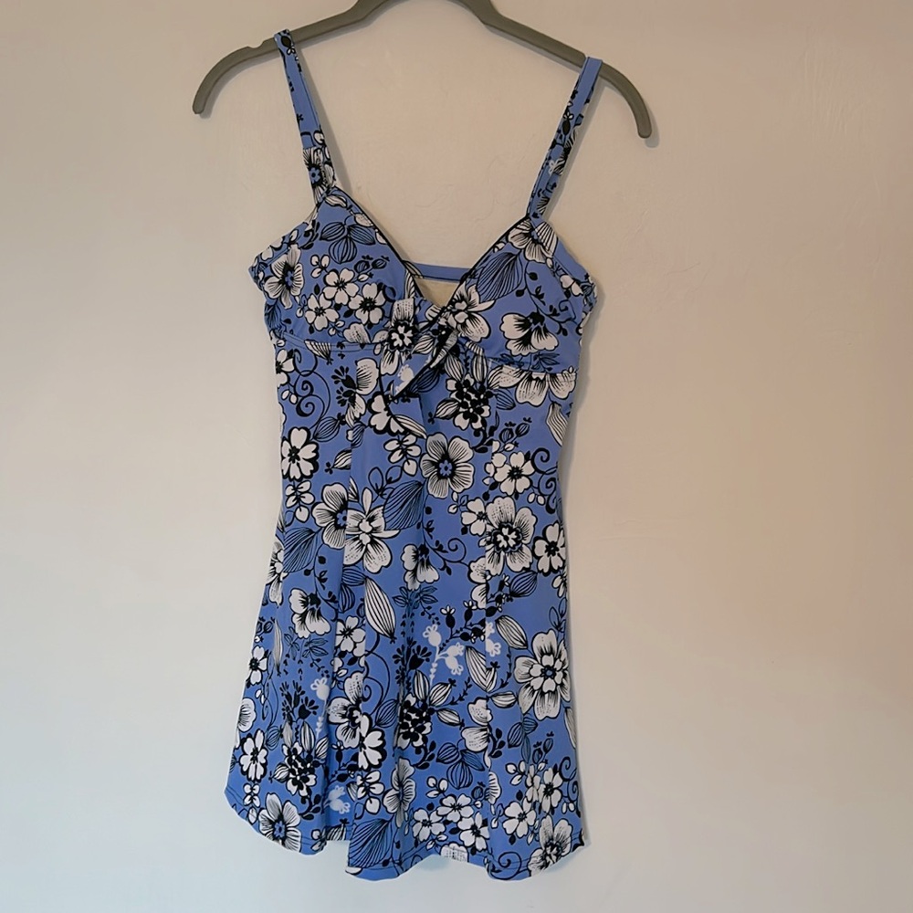 NWOT Fit 4 U Swim Dress